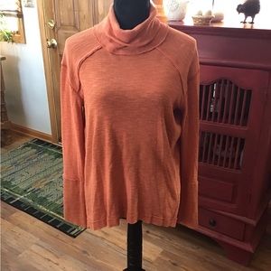 We the Free Womens pumpkin color sweater with open back. Sz Med